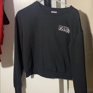 Long sleeve black crop top